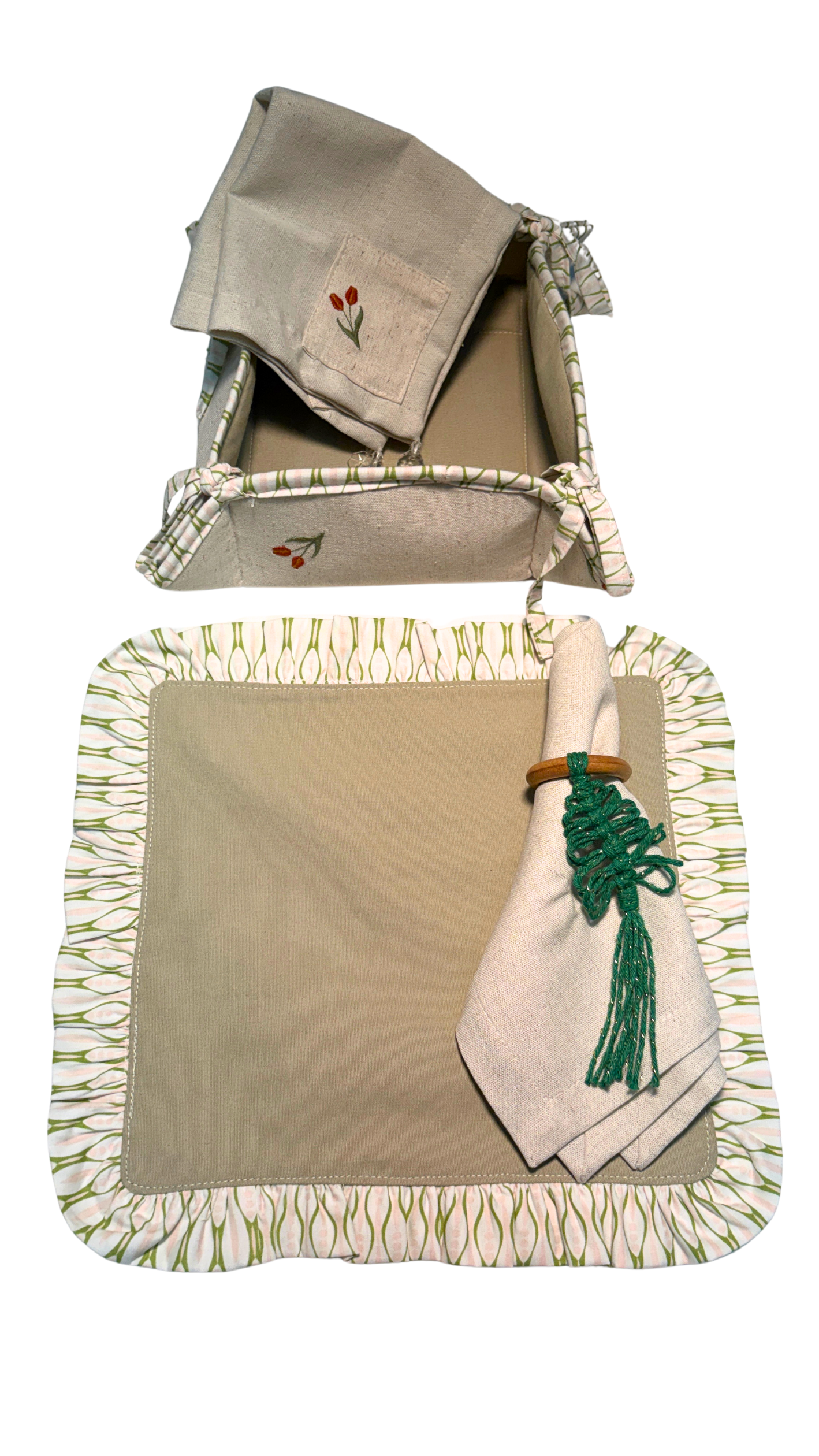 052 - Delma Abirached Bergamo - Sousplat.png